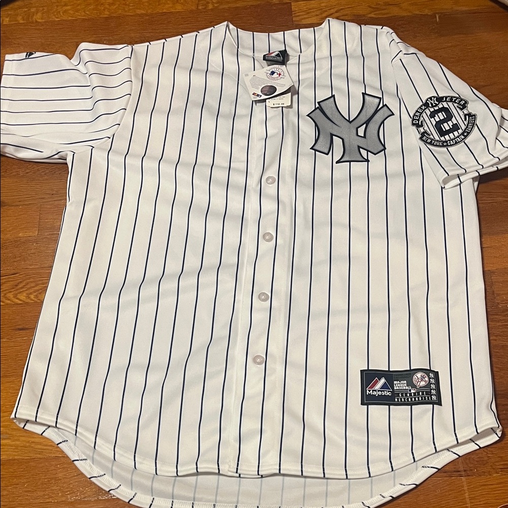 Majestic NY Yankees Baseball. JETER CAPTAIN JERSEY. NWT size L